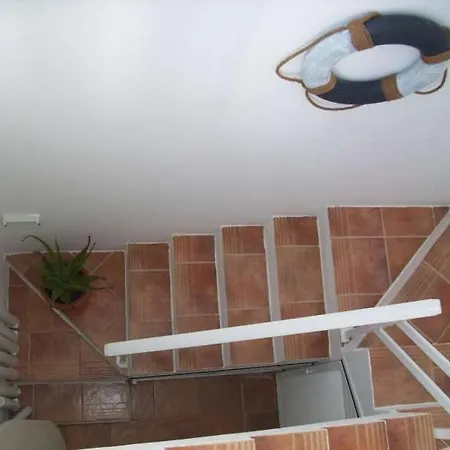 Sleeps 6 Wifi Famara