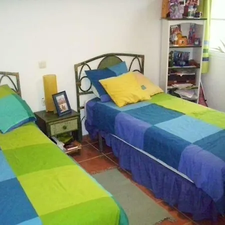 Sleeps 6 Wifi *