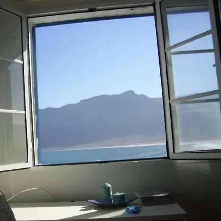 Sleeps 6 Wifi