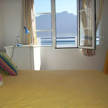 Daire Sleeps 6 Wifi