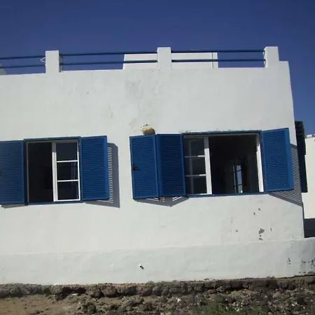Sleeps 6 Wifi *